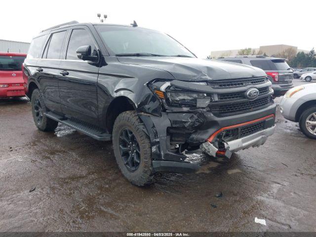  Salvage Ford Expedition