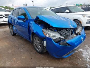  Salvage Toyota Yaris
