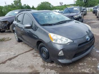 Salvage Toyota Prius c