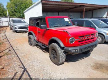  Salvage Ford Bronco