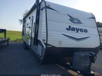 Salvage Jayco Camper