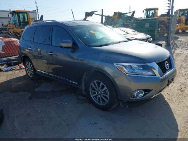  Salvage Nissan Pathfinder