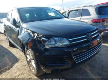  Salvage Volkswagen Touareg