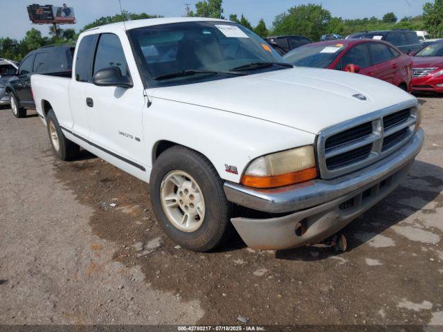  Salvage Dodge Dakota