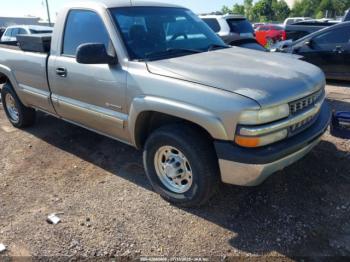  Salvage Chevrolet Silverado 2500