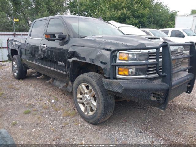  Salvage Chevrolet Silverado 2500