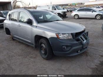  Salvage Jeep Compass