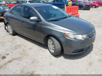  Salvage Kia Forte
