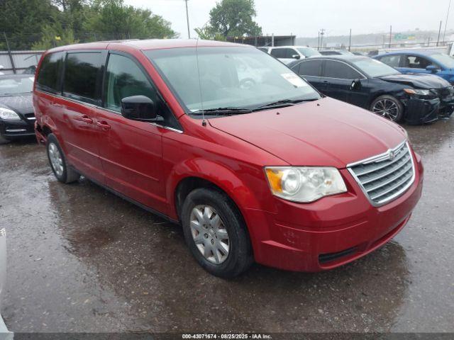  Salvage Chrysler Town & Country