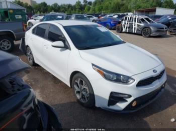  Salvage Kia Forte
