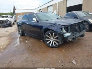  Salvage Chrysler 300