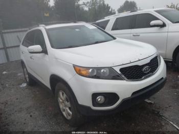  Salvage Kia Sorento