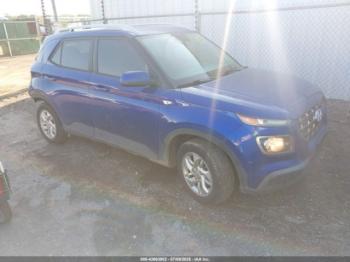  Salvage Hyundai VENUE