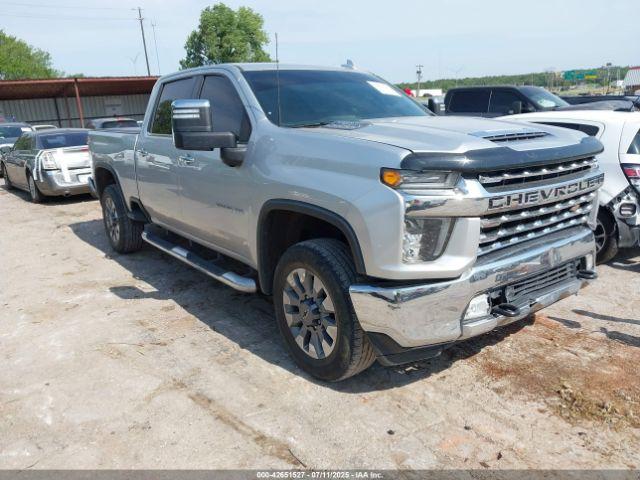  Salvage Chevrolet Silverado 2500