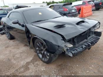  Salvage Dodge Challenger