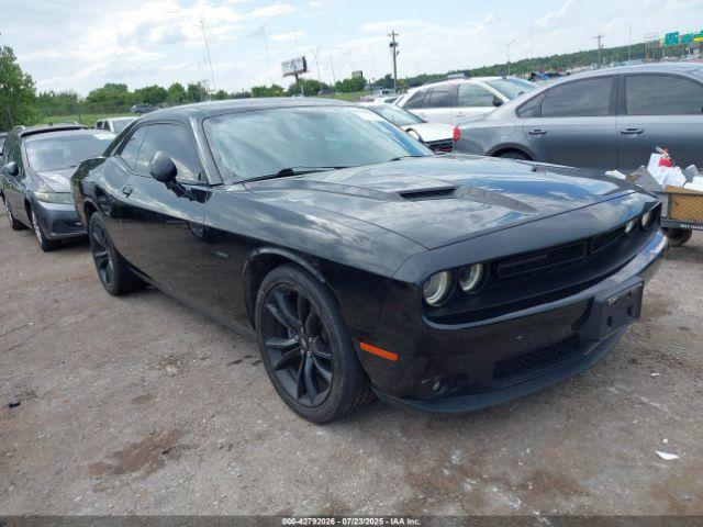  Salvage Dodge Challenger