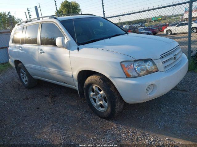  Salvage Toyota Highlander