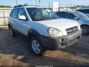  Salvage Hyundai TUCSON