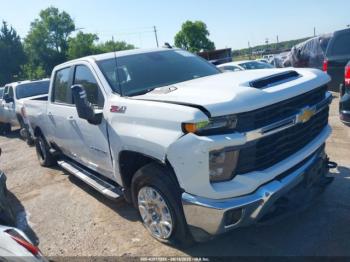  Salvage Chevrolet Silverado 2500