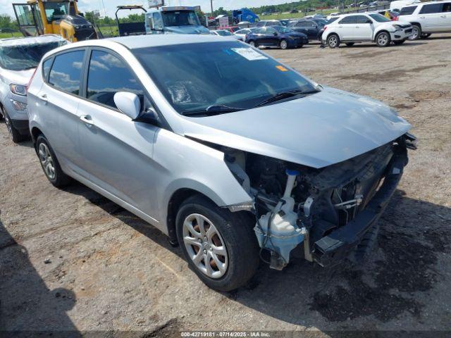  Salvage Hyundai ACCENT