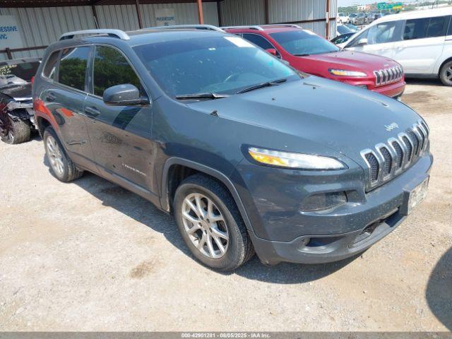  Salvage Jeep Cherokee