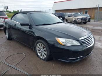  Salvage Chrysler 200