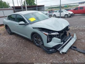  Salvage Kia K4