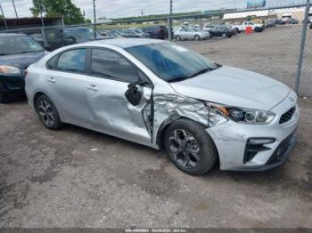  Salvage Kia Forte