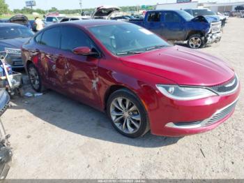 Salvage Chrysler 200