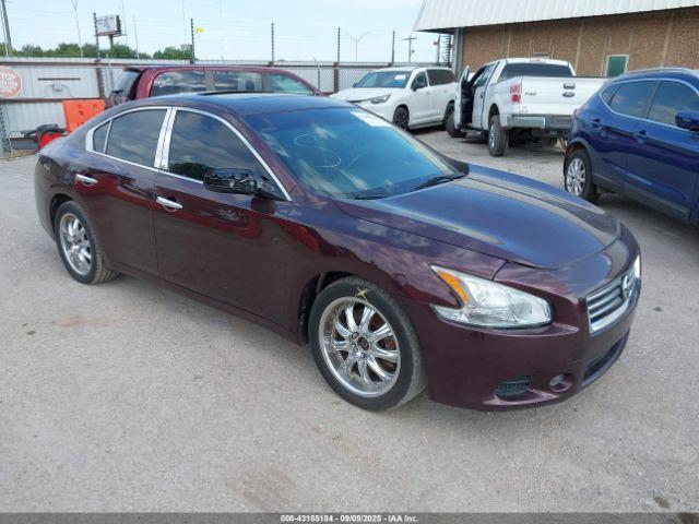  Salvage Nissan Maxima