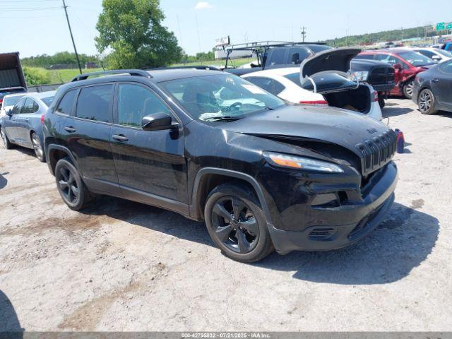  Salvage Jeep Cherokee