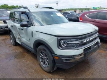  Salvage Ford Bronco