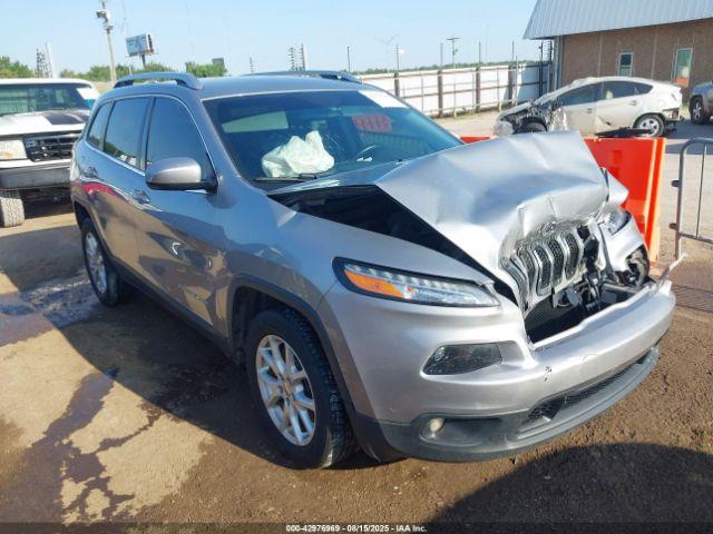  Salvage Jeep Cherokee