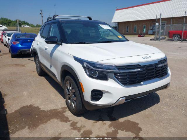  Salvage Kia Seltos