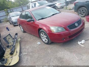 Salvage Nissan Altima
