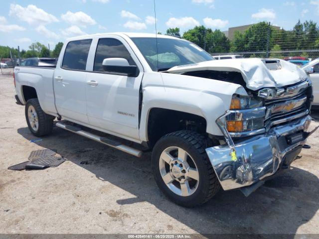  Salvage Chevrolet Silverado 2500