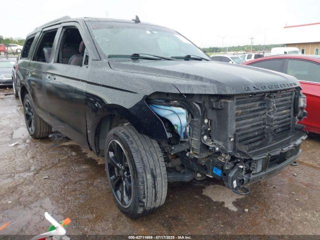  Salvage Ford Expedition