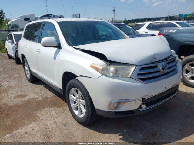  Salvage Toyota Highlander