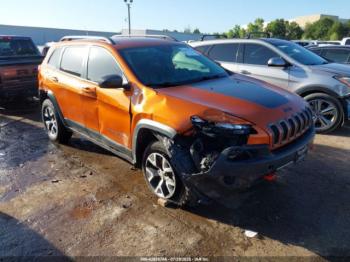  Salvage Jeep Cherokee