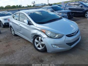  Salvage Hyundai ELANTRA