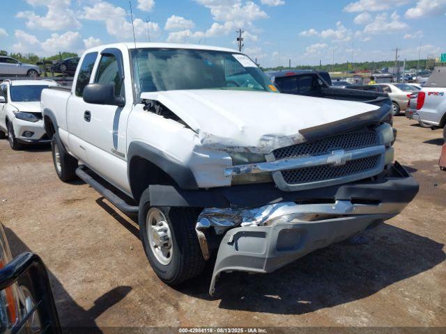  Salvage Chevrolet Silverado 2500