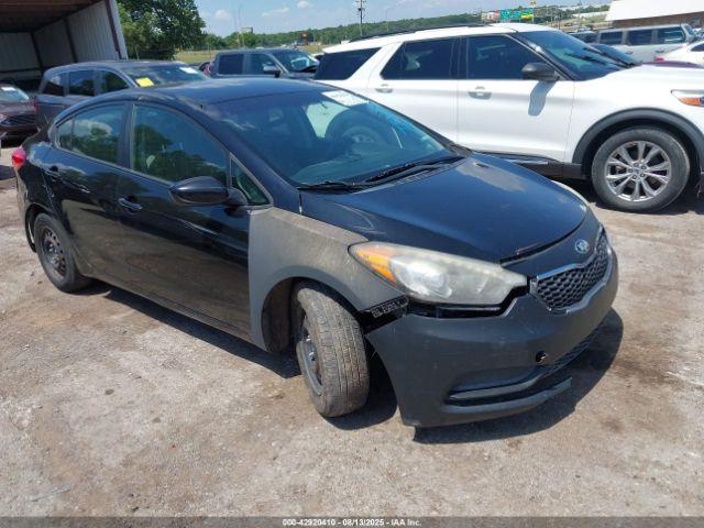  Salvage Kia Forte
