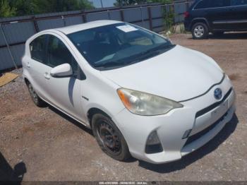  Salvage Toyota Prius c