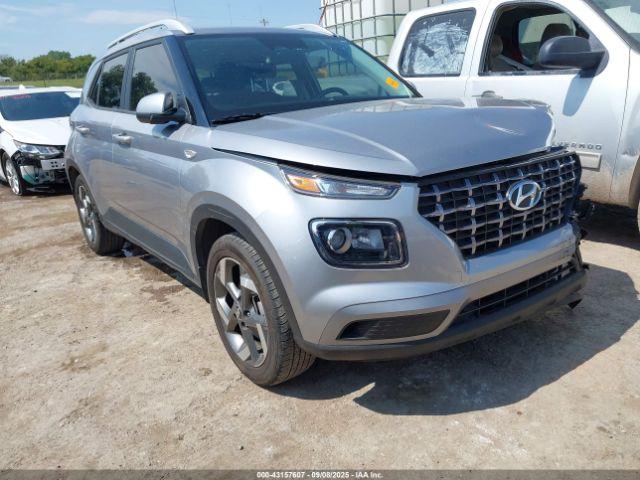  Salvage Hyundai VENUE