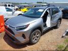 Toyota RAV4 Xle Image 3
