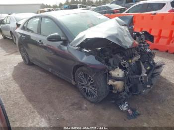  Salvage Kia Forte