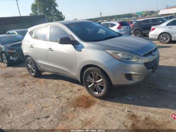  Salvage Hyundai TUCSON
