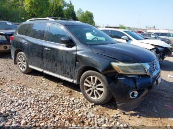  Salvage Nissan Pathfinder