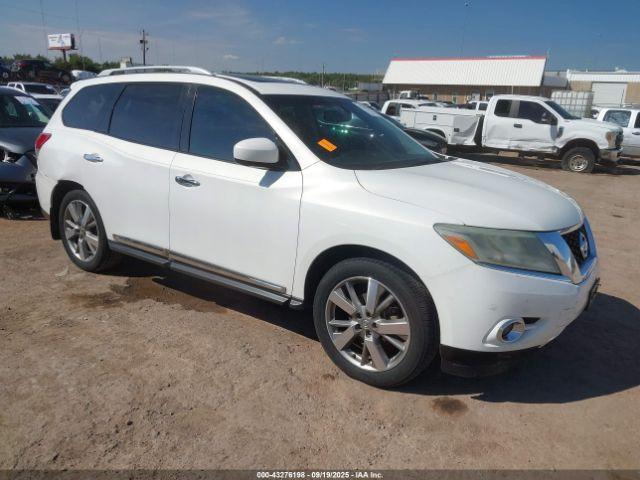  Salvage Nissan Pathfinder