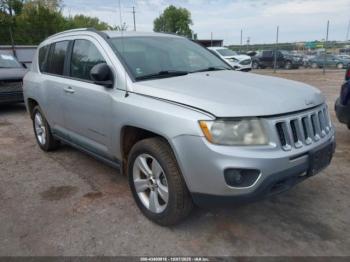  Salvage Jeep Compass